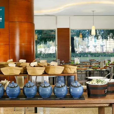 Hotel Cusani 4*