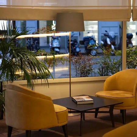 Cusani Hotel 4*