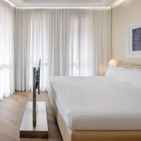 Cusani Hotel 4*