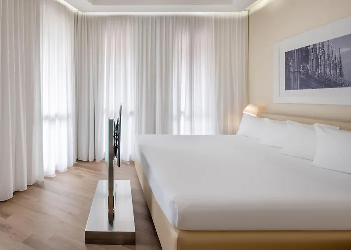 Cusani Отель 4*