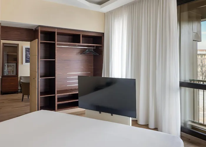 Cusani 4* Милан