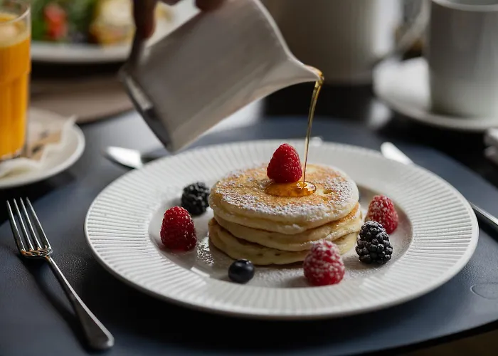 Отель Cusani 4*