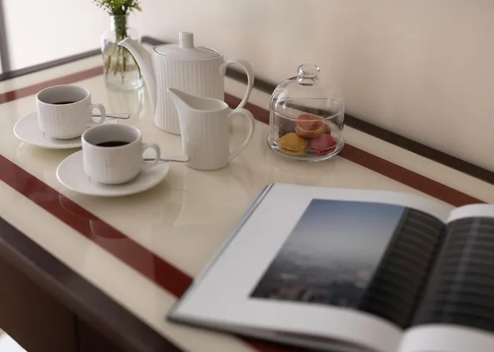 Cusani Отель Милан