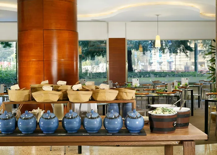 Отель Cusani 4*