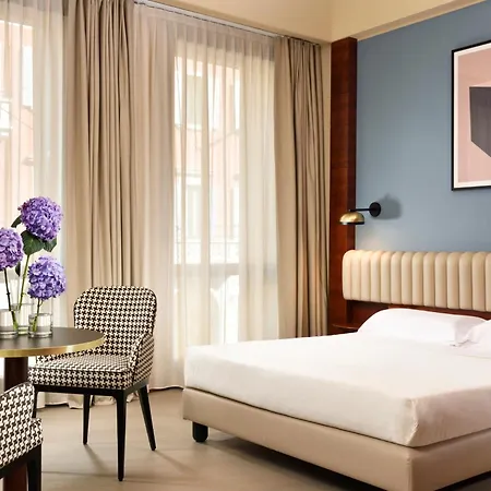 Cusani Hotel 4*