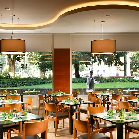 Cusani Hotel