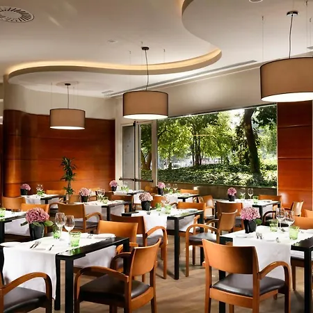 Unahotels Cusani Milano