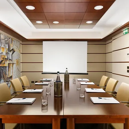 Unahotels Cusani 4* Milano