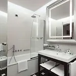 Cusani Ξενοδοχείο 4*